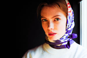 Silk Carré Scarf, instructions for use.